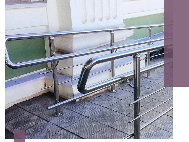 Ограждения пандусов из металла и нержавейки в Анжере-Судженске