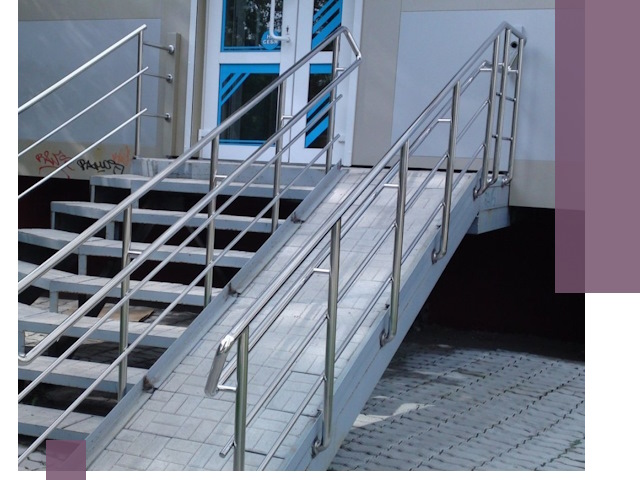 Пандус на крыльцо под ключ в Анжере-Судженске: монтаж и изготовление