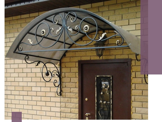 Изготовление козырьков из металла под ключ в Анжере-Судженске