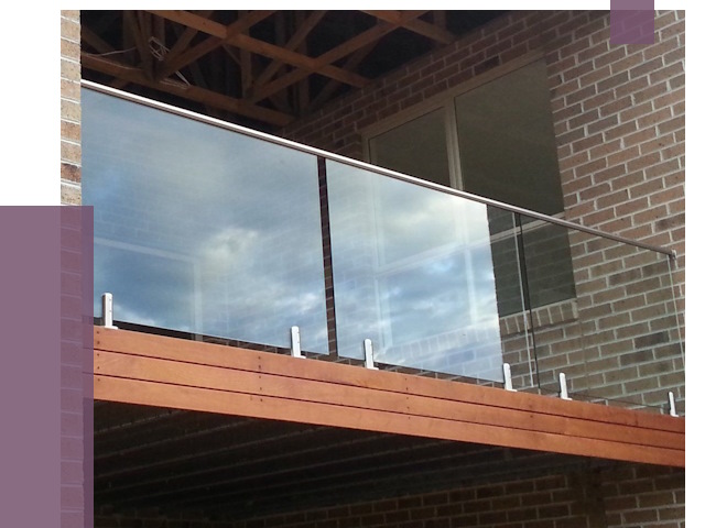 Стеклянные парапеты на крыше и террасе в Анжере-Судженске от 11539 руб. | ПРОЛЁТ-Нжр